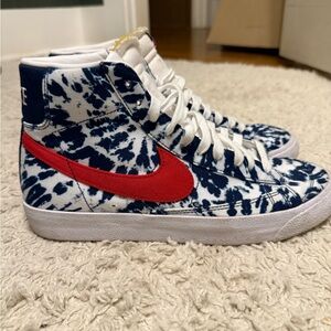 Nike‎ blazer mid 77 vintage tie dye like new condition men’s 9.5